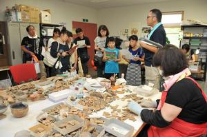 土器の修復について学習