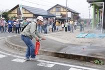 消火器での初期消火