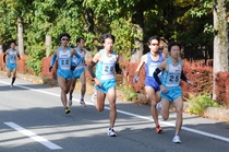 男子10キロは真剣勝負