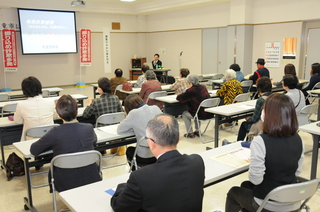 生活安全課長から講演